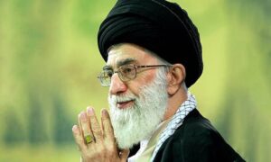 Recluso e linha dura, saiba quem é Motjaba Khamenei, novo líder supremo do Irã