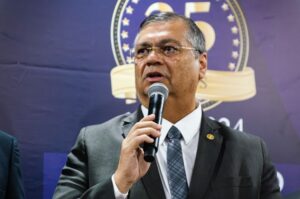 Juízes punidos com aposentadoria compulsória recebem em média R$ 54 mil