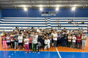 Após anos, Prefeitura retoma aulas gratuitas de karatê com grande adesão