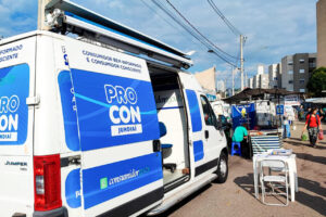 Procon Jundiaí promove atendimento itinerante e palestras no mês do consumidor