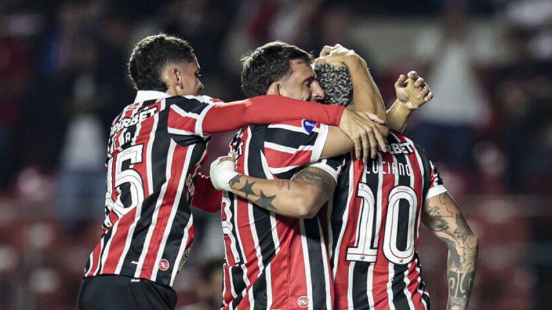 São Paulo ganha em casa do O’Higgins e lidera seu grupo na Sul-Americana