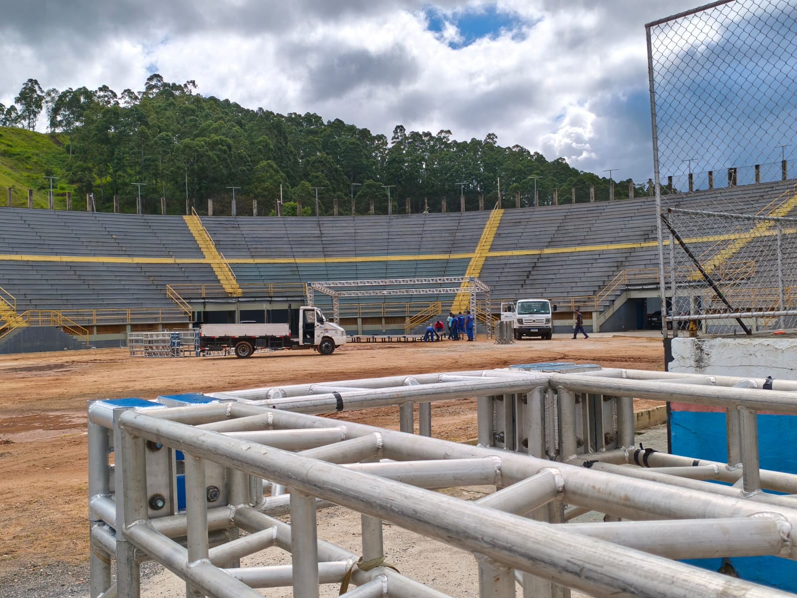 Cajamar Rodeo Fest 2026: A megaestrutura começa a ganhar forma para cinco noites históricas