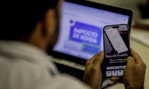 Como declarar gasto com saúde no Imposto de Renda e aumentar a restituição em 2026?