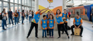 Maio Amarelo: Estação Francisco Morato da Linha 7-Rubi recebe ação cultural com distribuição de livros e encontro com autor infantil