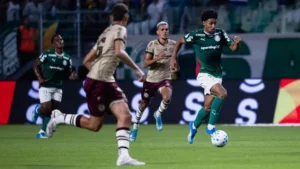 Palmeiras vence Jacuipense com reservas e avança na Copa do Brasil