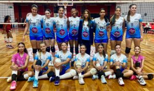 A equipe de Voleibol Feminino Sub 14 do Time Jundiaí foi até São Paulo para enfrentar o Clube Atlético Paulistano