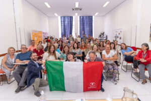 Inscrições para o Centro de Línguas Antônio Houaiss terminam neste domingo (24)
