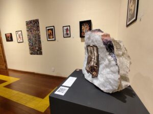 Pinacoteca prorroga visitação da exposição ‘Traços do Ser: Fragmentos e Contornos’ até junho