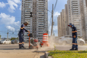 Prefeitura inicia obras no cruzamento da Rua Ângelo Corradini com a Avenida Antônio Frederico Ozanam para reorganizar o trânsito