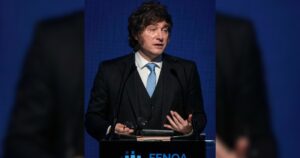 Milei intensifica ações contra imigrantes sem documento e gera tensão em Buenos Aires