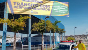 Trânsito realiza ação para reforçar a segurança durante os Jogos da Copa