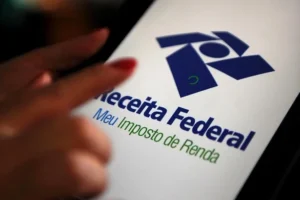 Receita paga restituição do IR a 9,5 milhões de contribuintes no dia 30
