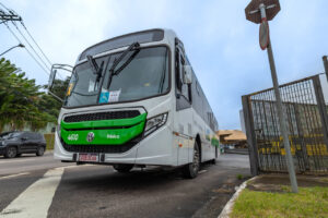 Após 40 anos de espera, transporte coletivo chega ao Recanto da Prata, no Ivoturucaia