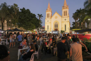 Música, cerveja artesanal, gastronomia e diversão para as crianças: vem aí mais uma edição do Cerveja na Barão