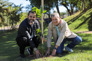 Prefeitura de Jundiaí e DAE promovem plantio de árvores nativas em celebração ao Dia Mundial do Meio Ambiente