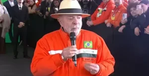Lula diz que IA é um monstro que vai fugir do controle do ser humano