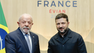 Lula diz que teve ‘a melhor conversa’ com Zelenski e que voltará a buscar paz na Ucrânia
