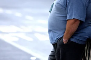Obesidade custa até R$ 44,6 bilhões por ano aos cofres públicos do Brasil, diz estudo