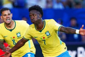 CBF reclama à Fifa de intervenção do VAR em gol anulado de Vini Junior