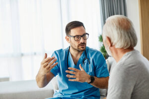 Quais médicos os homens devem procurar em cada fase da vida? Confira os cuidados recomendados