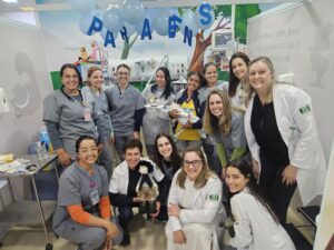 Mãe solo acompanha filho internado há um ano no HU e sonha com a alta hospitalar
