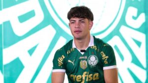 Palmeiras perde Giay por lesão no tornozelo para duelo contra o Coritiba
