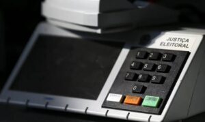 Brasil chega a 158,7 milhões de eleitores; participação de idosos aumenta