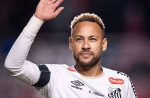 Neymar reage a críticas, rebate jornalistas e nega polêmica no Santos após empate