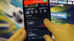 Governo Lula notifica 37 fintechs por movimentar dinheiro de bets ilegais
