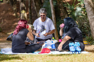 Clube de Mães Atípicas promove roda de conversa para responsáveis de adolescentes atípicos