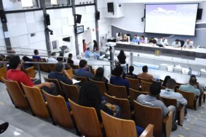 Câmara cobra da CPFL cronograma para organizar cabos em Jundiaí