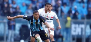São Paulo sofre virada do Grêmio e amplia jejum no Brasileirão