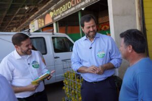 Luiz Fernando e João Paulo visitam Ceasa de Jundiaí e ouvem produtores sobre desafios do abastecimento