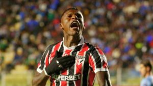 São Paulo empata com Bolívar na altitude e decide vaga no Morumbi