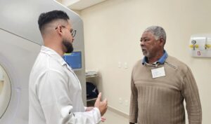 Mais agilidade, precisão e conforto: pacientes aprovam novo acelerador linear do Hospital São Vicente