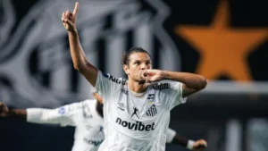 Santos vence Atlético-MG na Vila e fica perto da semifinal da Sul-Americana