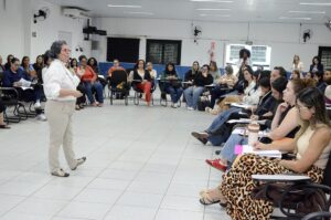 Unidade Gestora de Educação realiza oficina sobre computação na Educação Infantil em Várzea Paulista