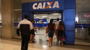 Caixa retoma atendimento parcial durante greve após determinação do TST