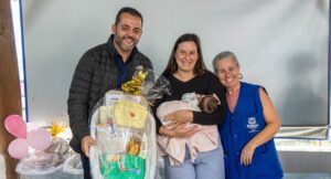 Colo de Mãe chega a 400 gestantes atendidas e entrega kits de maternidade no Jardim Tulipas