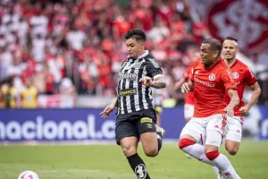 Santos abre 3 a 0, sofre pressão no fim, mas bate o Inter no Beira-Rio