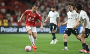 Corinthians perde para o Inter e amarga 7ª derrota seguida no Brasileirão
