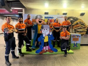 TIC Trens arrecada brinquedos em estações da Linha 7-Rubi em campanha antecipada de Natal Solidário com a Audible e a Editora Melhoramentos
