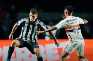 Gabigol decide clássico e Santos vence São Paulo de virada