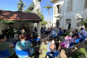 Conversa na Calçada resgata histórias e aproxima moradores da memória de Jundiaí